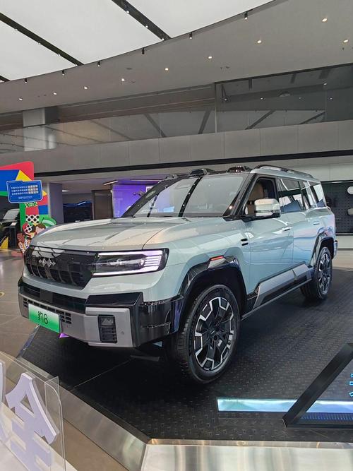 东莞275比亚迪方程豹硬派越野的爆款，英菲尼迪35周年与你共成长